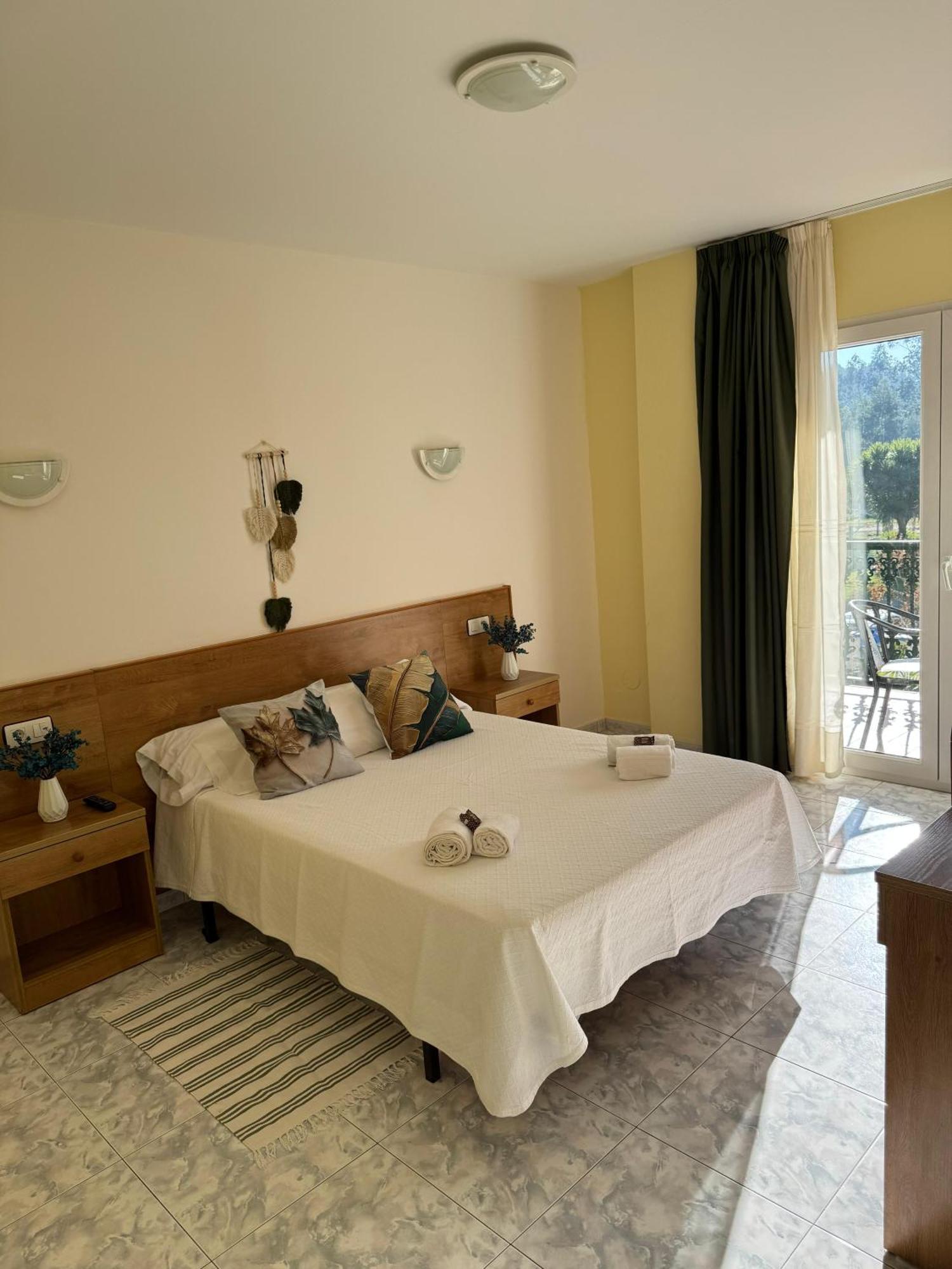 Hotel Campestre Chamuinas Pontevedra Szoba fotó