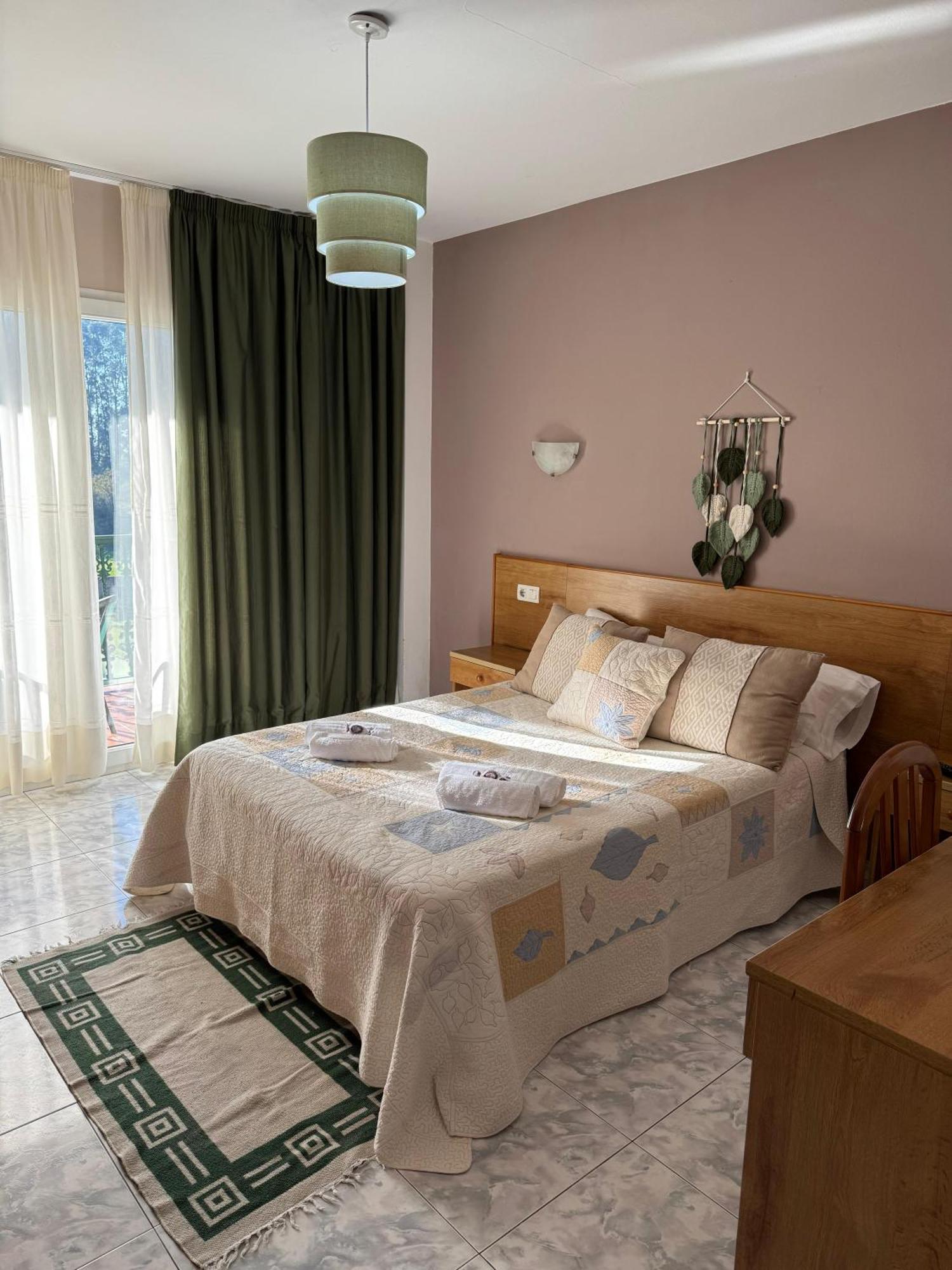 Hotel Campestre Chamuinas Pontevedra Szoba fotó