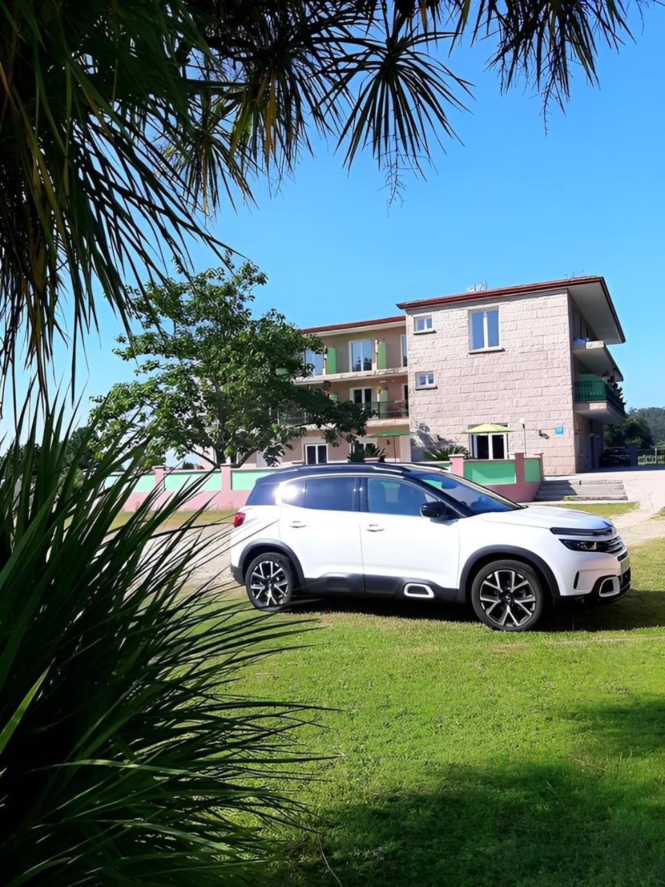 Hotel Campestre Chamuinas Pontevedra Kültér fotó